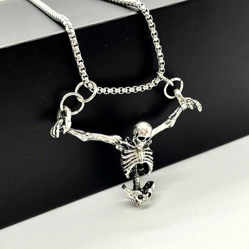 Vintage Halloween Punished Man Skull Pendant Necklace Punk H