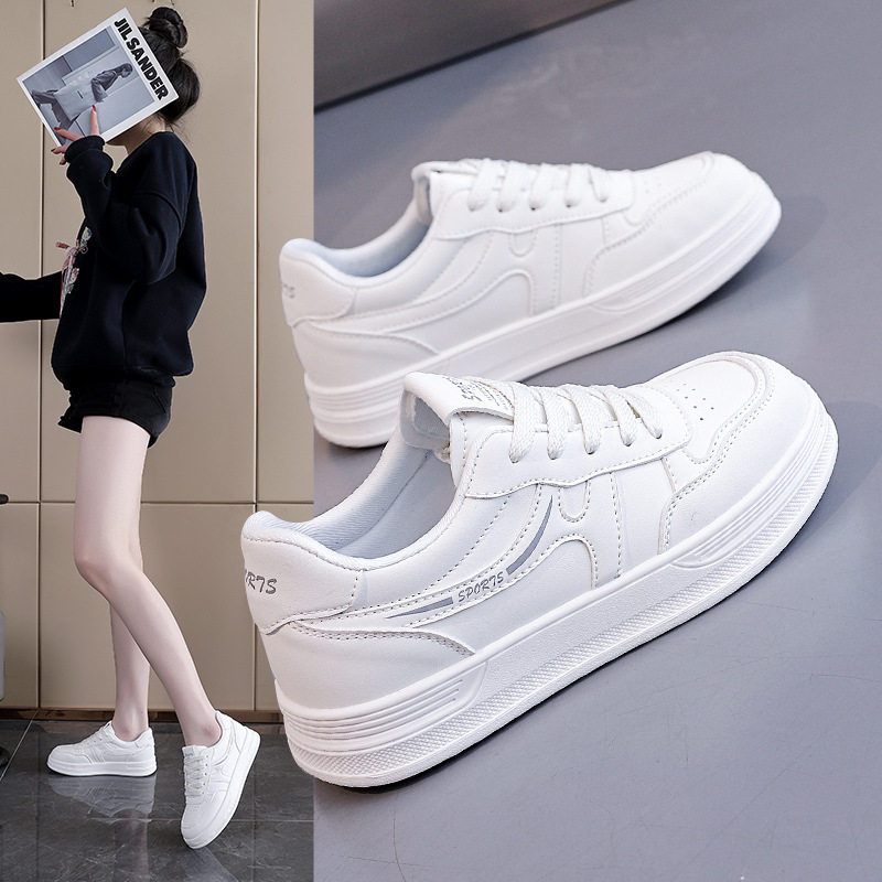 小白鞋女2026春款百搭平底休闲板鞋学生运动单鞋新款低帮鞋26803