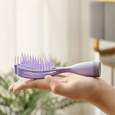 Portable Travel Heart Shape Hollowing Out Hair Scalp Massage