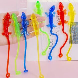 1pc Random Funny Colorful Sticky Climbing Lizard Kids Birthd