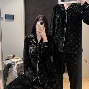 2025新款秋冬金丝绒情侣睡衣女高级感大牌压花可外穿男士家居服