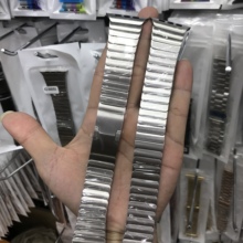 【华强北优选】适用S9不锈钢苹果s8手表带ultra2蝴蝶扣applewatch