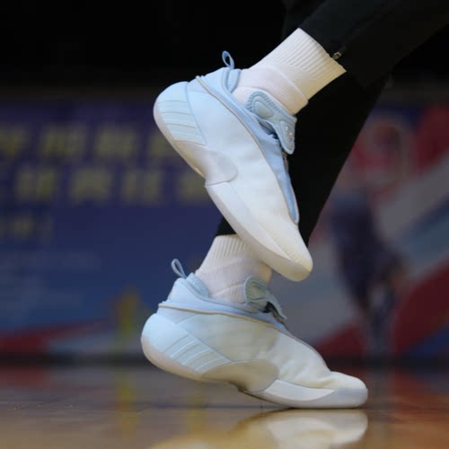 ADIDAS阿迪达斯米切尔7代篮球鞋男鞋新款专业训练运动鞋JQ9433