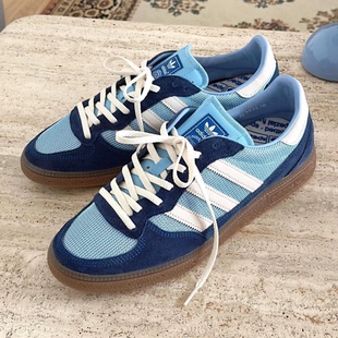 IG8942 百搭运动休闲板鞋 阿迪达斯三叶草男女同款 spezial拼色经典