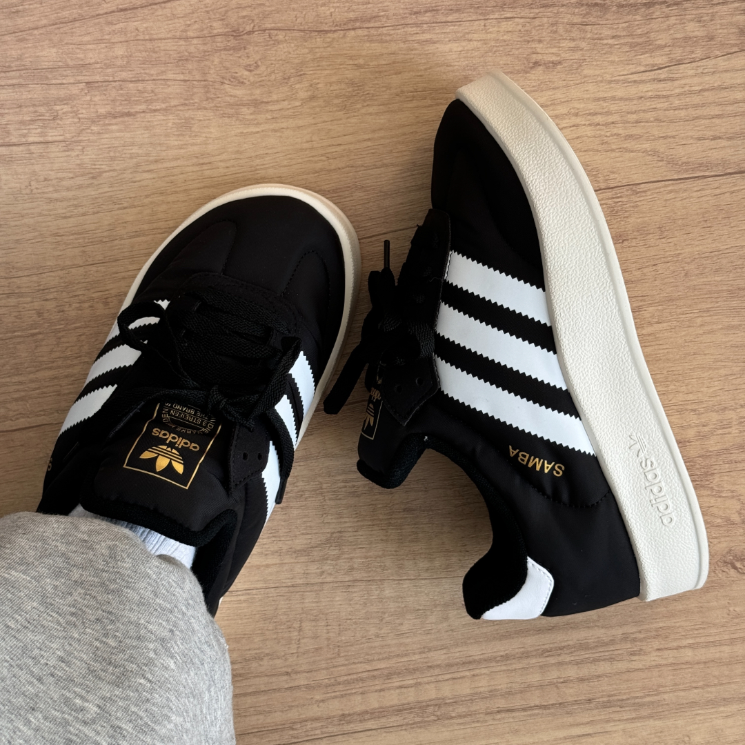 阿迪达斯三叶草SAMBA女子面包鞋经典复古运动棉鞋T头鞋 IE1434