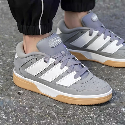 阿迪达斯休闲鞋男鞋运动鞋Turnaround低帮休闲板鞋 JR1471 1469