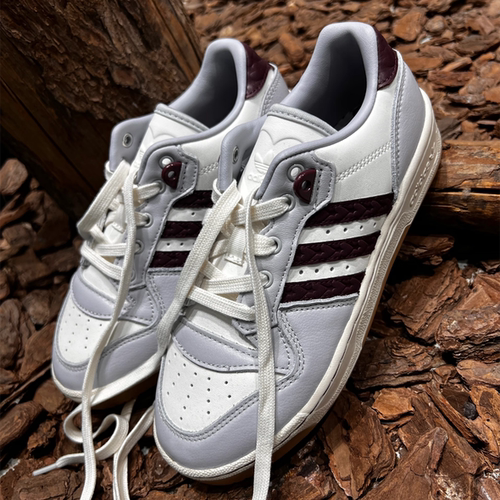 ADIDAS阿迪达斯男女同款情人节限定经典复古运动休闲板鞋 JH9600