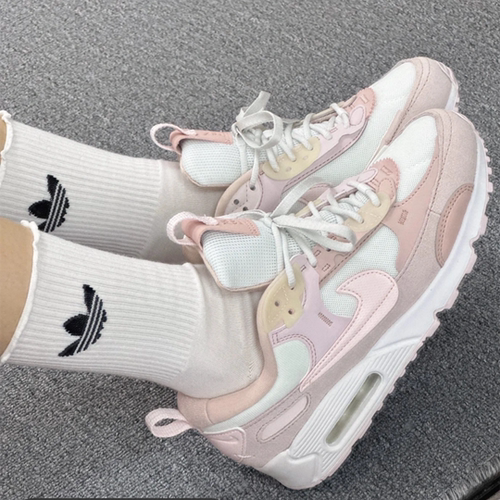瑕疵/Nike耐克 Air Max 90 舒适女款低帮休闲跑步鞋 DM9922-104