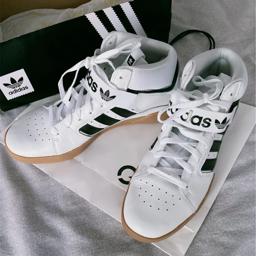 阿迪达斯三叶草VRX MID男子板鞋耐磨复古中帮运动鞋板鞋 EE6233