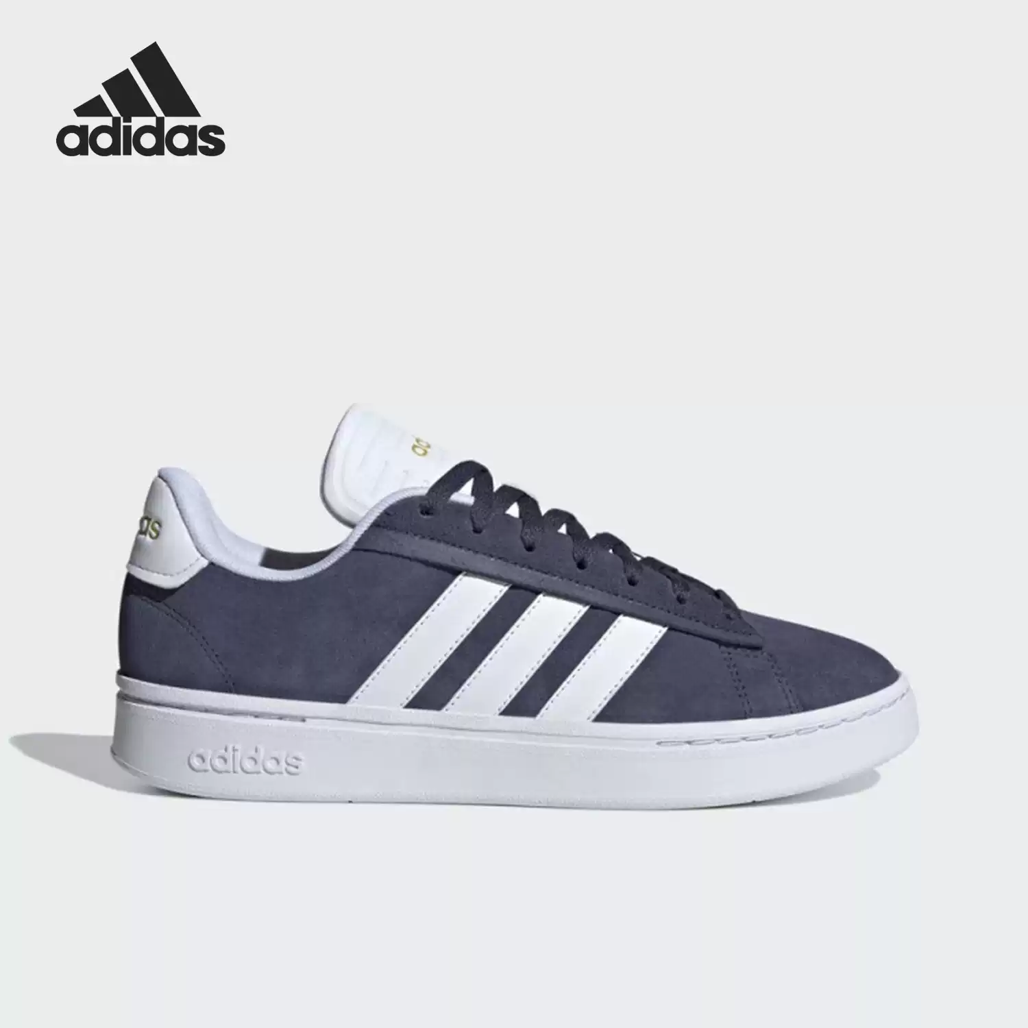 Adidas阿迪达斯男款低帮运动休闲复古透气防滑耐磨板鞋 IH0852