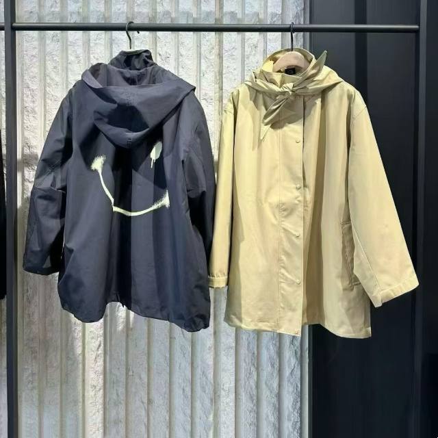 现货M家2025冬新款宽松笑脸印花风衣可拆内胆棉服外套MBE4COT060