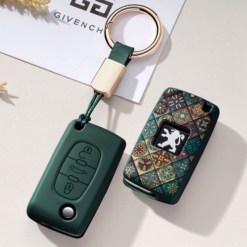 适用东风雪铁龙世嘉钥匙套凯旋C4 Aircross包10-12款雪铁龙c5扣壳