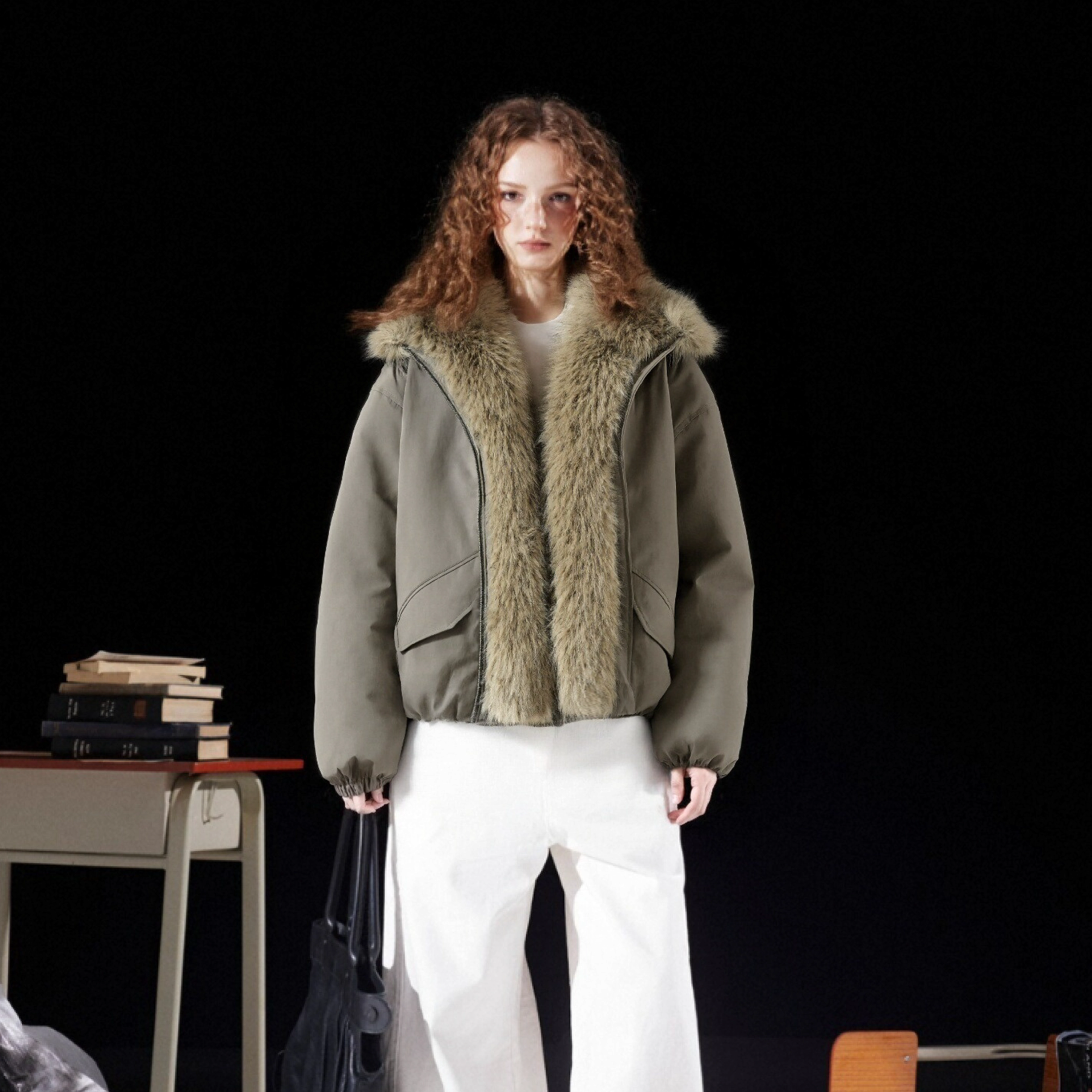 Bclz毛领座山雕高领羽绒服