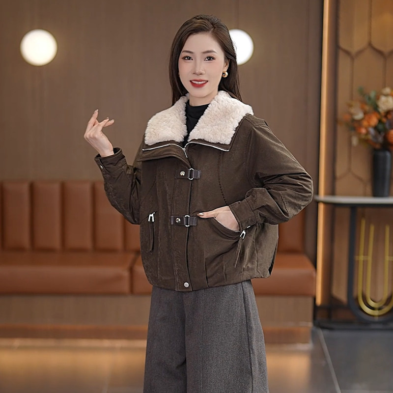 时尚设计感翻领派克服女棉衣服
