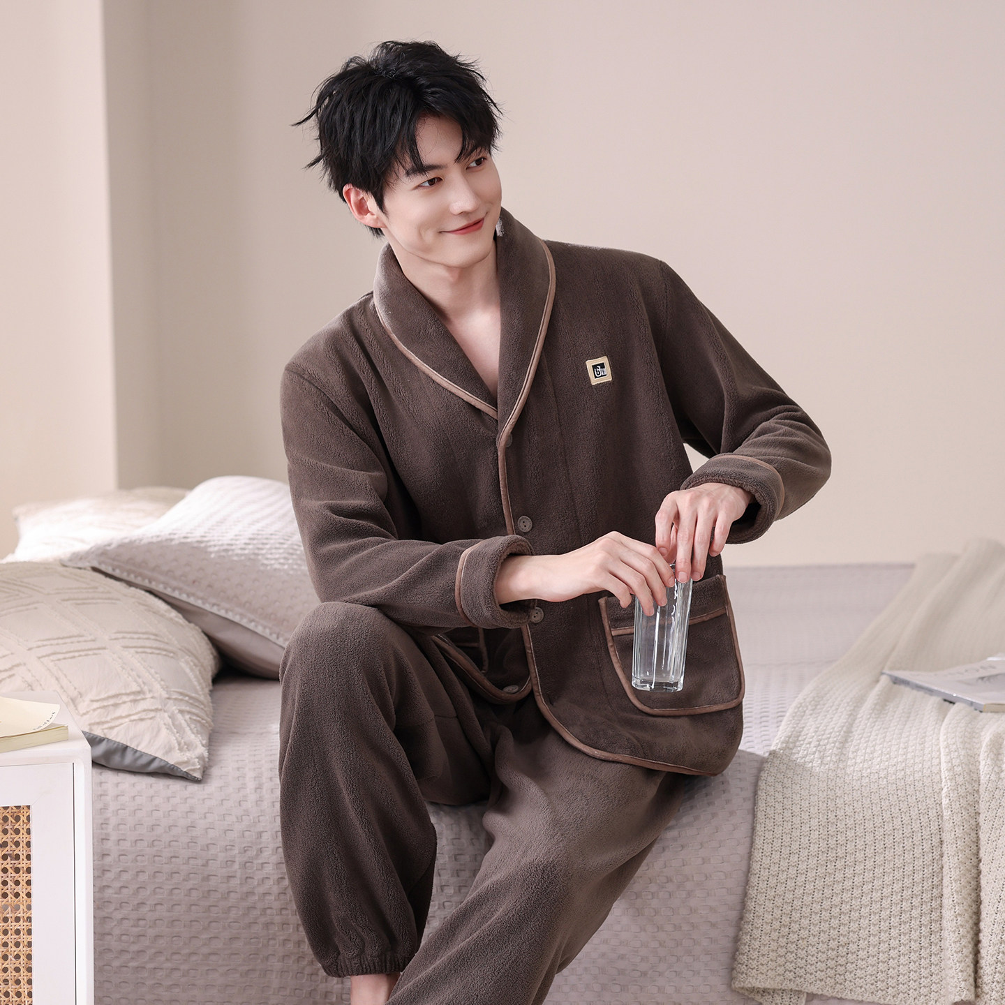 加厚珊瑚绒男士睡衣秋冬季长袖保暖大码男款可外穿冬款家居服套装