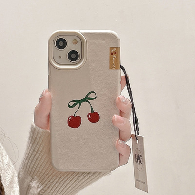 白色皮质酒红色樱桃iPhone15手机
