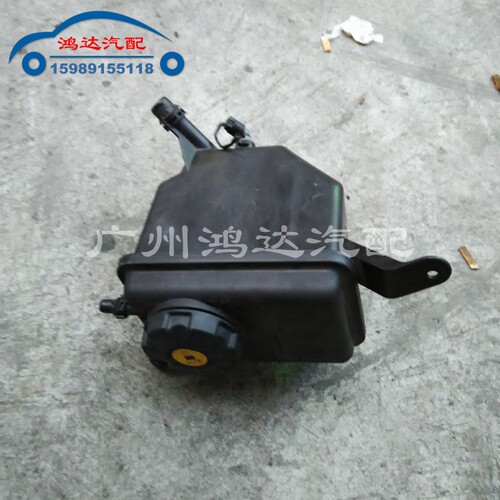 宝马老款5系E60 520 523 525 530 535 水箱副水壶118 120 125 116