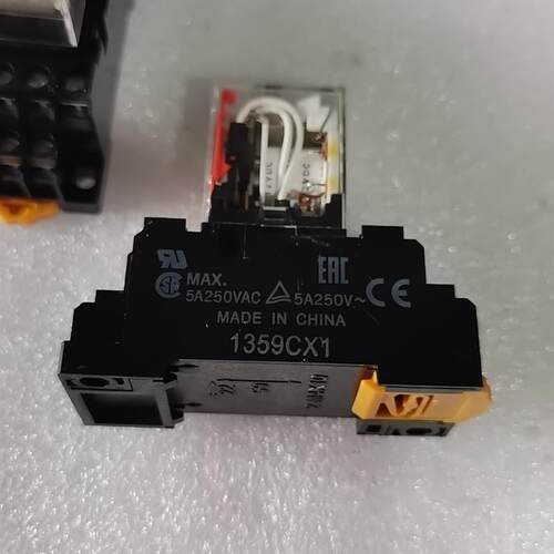 欧姆龙中间继电器MY4N-J DC12V