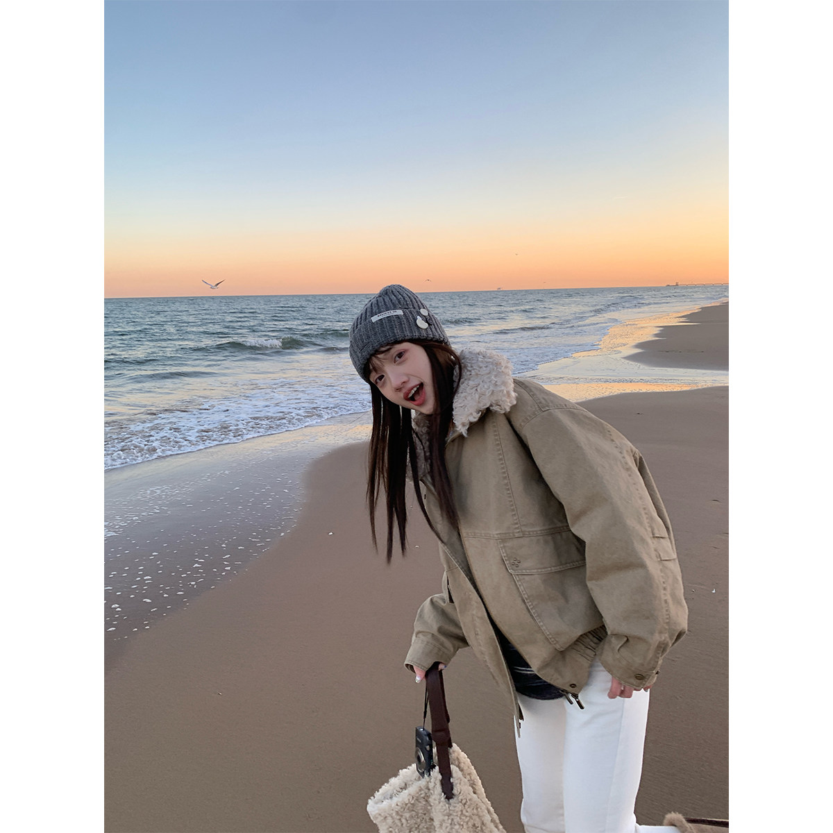 「高智巴恩」挚爱款！重工水洗90白鸭绒派克羽绒服 铆钉毛领外套