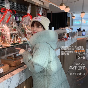 狐狸毛领雪宝宝 行走的羽绒被 很显贵贵的羽绒服