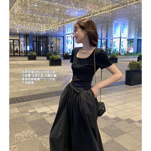 方领收腰拼接连衣裙 显瘦桂冠小腰精裙～不用减肥也能优雅纸片人