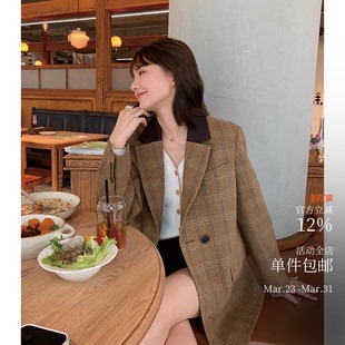 春 厚实款 拼接领复古格纹羊毛西装 很高及感 牛角扣 匹兹堡