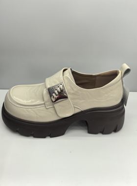 轩美诗//2026年新款女鞋休闲百搭单鞋厚底增高魔术贴乐福鞋40559