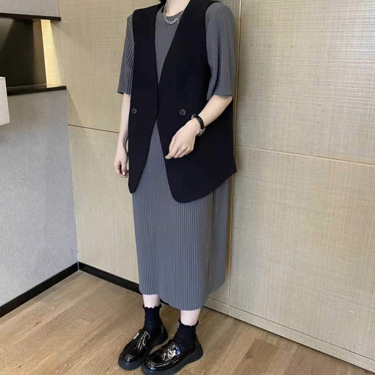 两件套薄款特大码夏季穿搭马甲
