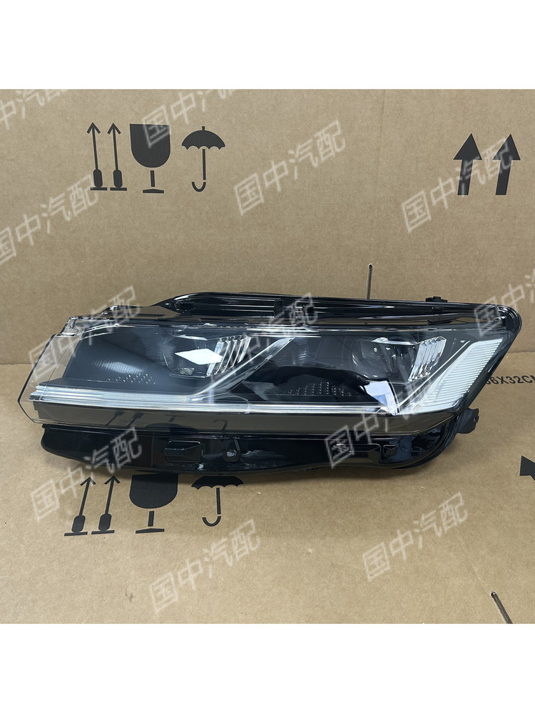Подходит для новых фар Volkswagen Touareg 19-22 TOUAREG Touareg Touareg Touareg в сборе с фарами Изображение 1