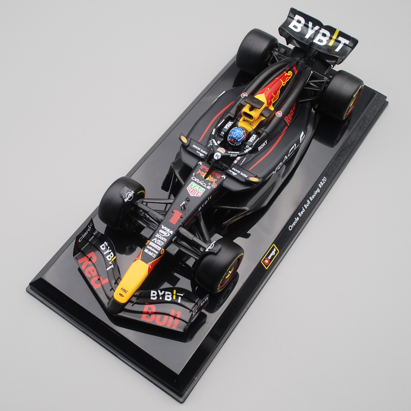 比美高124红牛RB20赛车模型