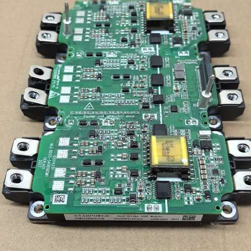 适用STARPOWER半桥模块 GD450HFX120C议价