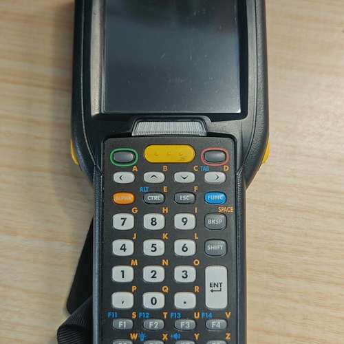 适用讯宝32N0，功能正常。成色不错如图，无配件。有需要的直议价