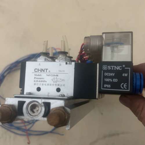 适用CHNT/电磁阀组N4V210－08 ，件实物拍议价