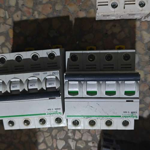 适用4P   iC65N   C32A漏电保护器议价