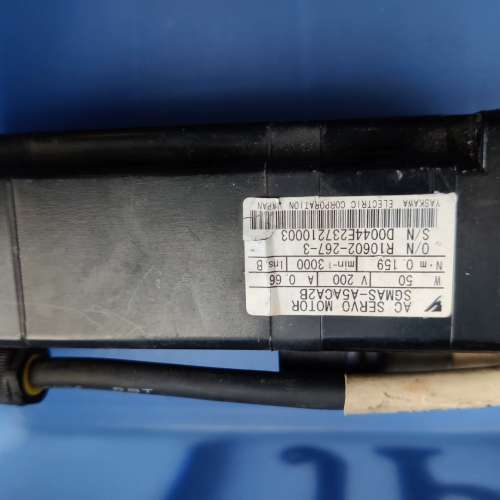 适用马达带刹车SGMAS-A5ACA2B成色新，议价