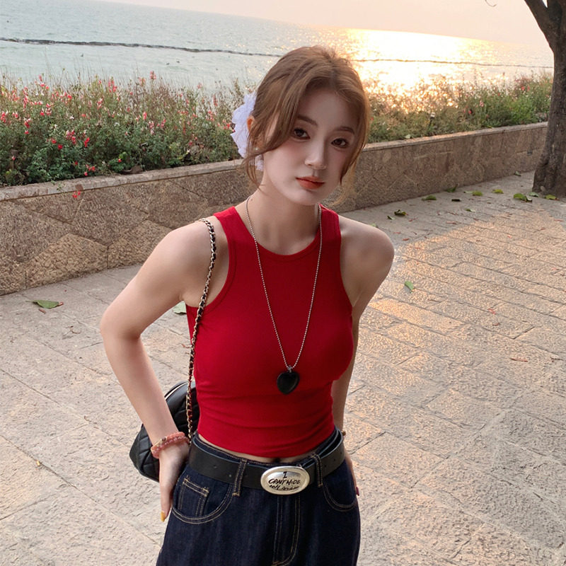 红色辣妹吊带背心女内搭2025新款带胸垫一体外穿打底小上衣