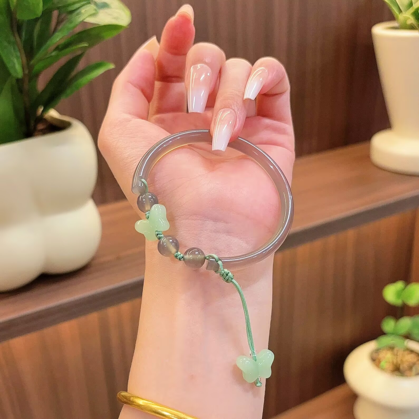 天然烟灰色玉髓女手镯绝美清冷气质高级感小众古风手作玛瑙开口镯