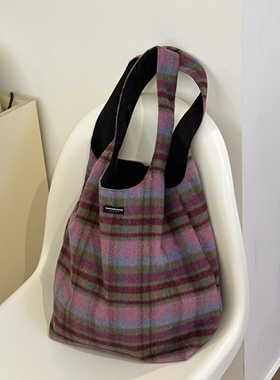 fourfourtwoone 2024秋冬新款毛呢格子单肩包托特包大容量通勤包