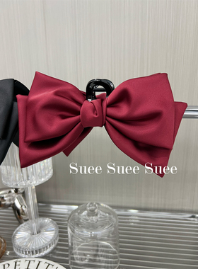 韩国东大门经典款红色在逃公主大蝴蝶结高级感进口缎面抓夹鲨鱼夹