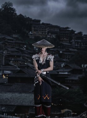 苗族服装男装短裤土家族男装套装贵州苗族舞蹈服饰演出少数民族服
