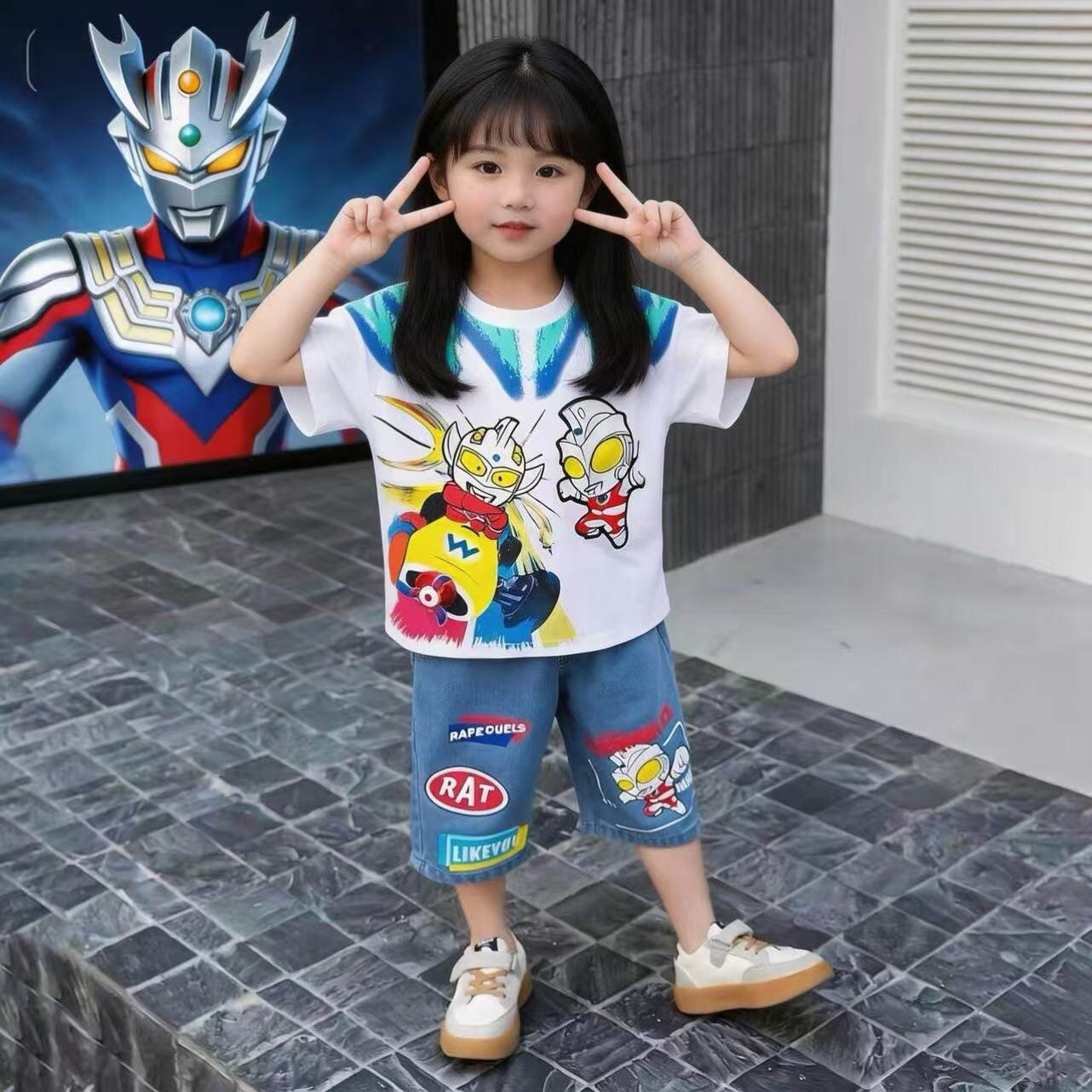 女童夏季旋转风车闪光奥特曼套装新款中小童发光短袖洋气两件套潮