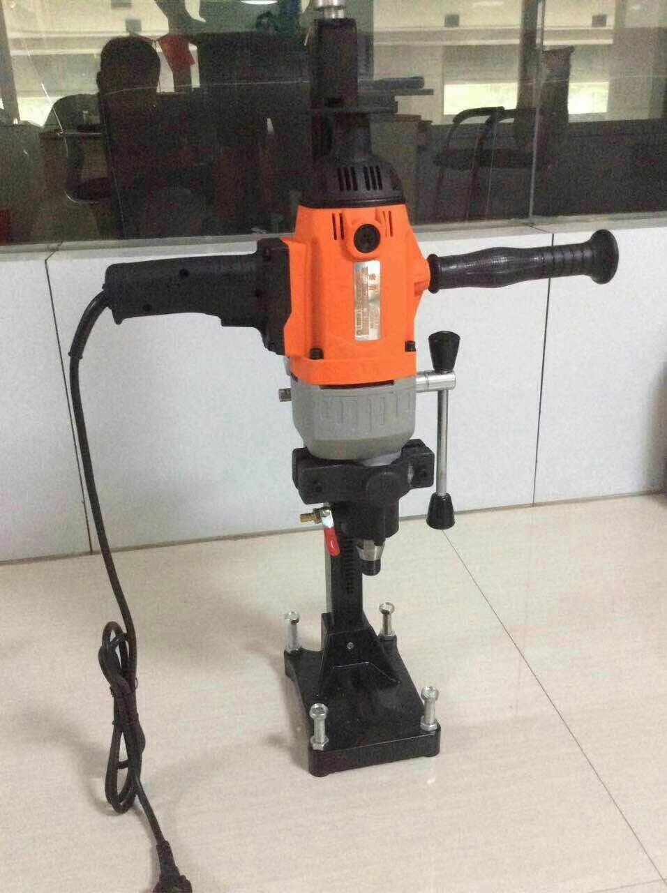 水钻手提手持式水钻机金刚石钻孔机工程钻水电钻带安全离合器