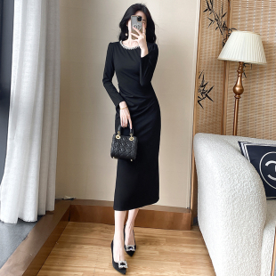 2024秋季新款女气质高端重工钉钻长袖连衣裙收腰显瘦中长款一步裙
