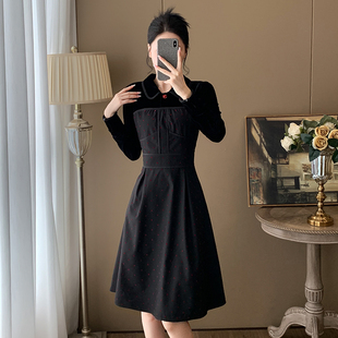 秋装女款2025年新款连衣裙气质显瘦小个子高级感波点裙子小黑裙