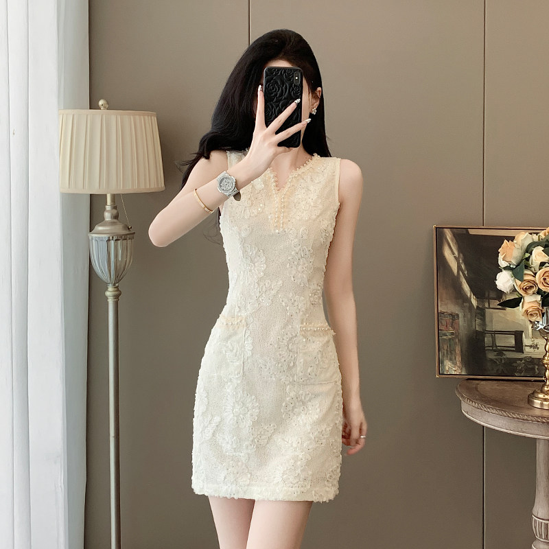 2026夏季新款时尚连衣裙女设计感小众气质显瘦高级感小个子裙子
