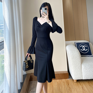 秋冬黑色包臀鱼尾连衣裙女高级感气质修身显瘦轻奢礼服裙高端小众