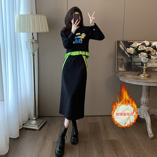 冬装搭配一整套时尚洋气减龄休闲运动加绒卫衣半身裙子两件套装女