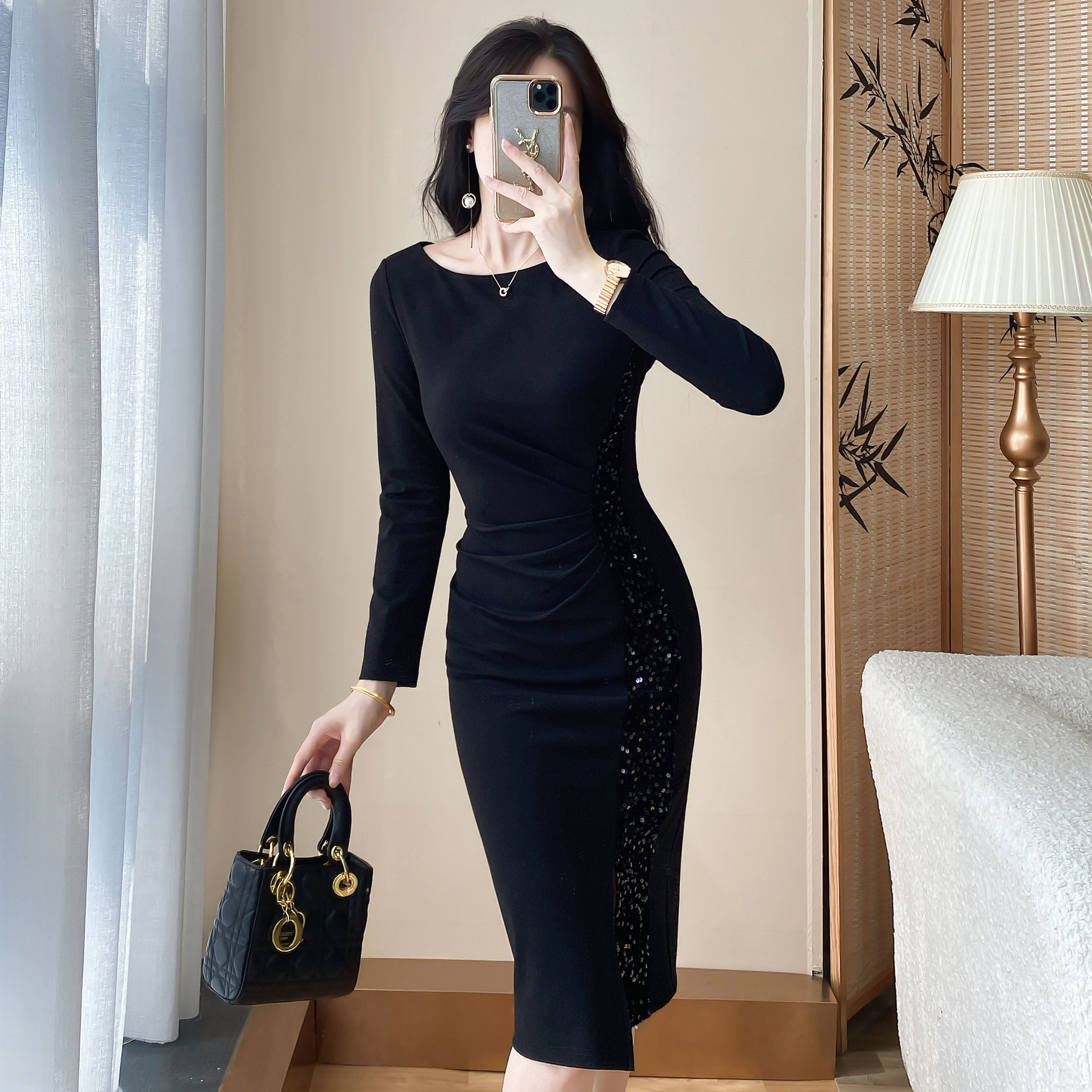 修身亮片连衣裙女黑色长袖收腰