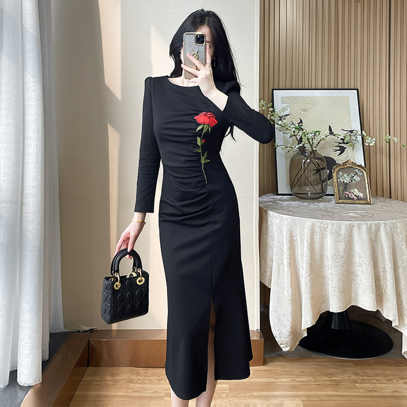 法式长袖修身连衣裙女2024秋季装新款女装气质收腰显瘦包臀长裙子,女装/女士精品,连衣裙,淘宝优惠券,粉丝福利购,淘宝优惠卷