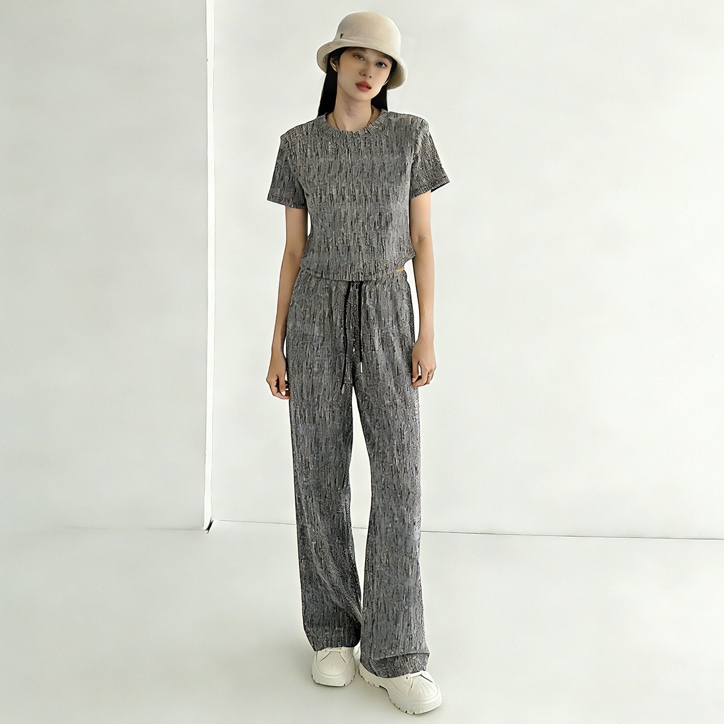 时髦运动休闲套装女2026夏装减龄洋气阔腿裤两件套气质显瘦设计感